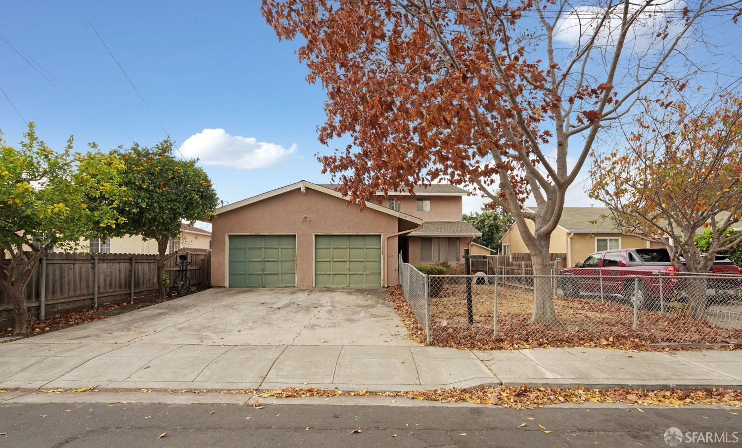 Detail Gallery Image 3 of 44 For 1307 Windermere Ave, Menlo Park,  CA 94025 - 4 Beds | 2/1 Baths