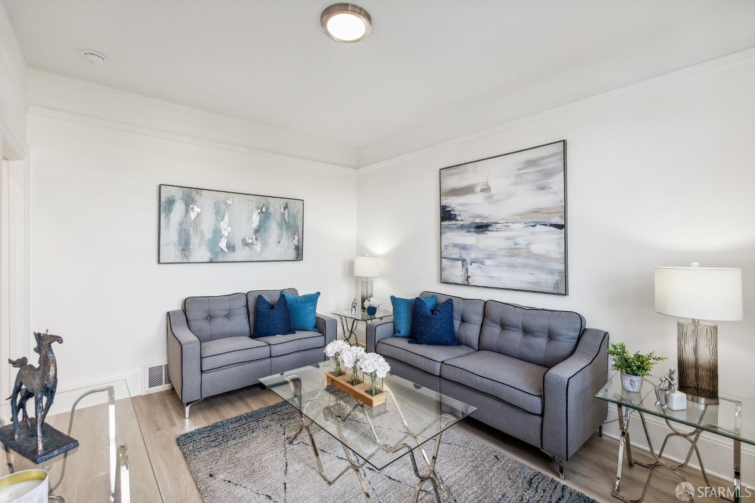 Detail Gallery Image 2 of 26 For 1015 Key Ave, San Francisco,  CA 94124 - 4 Beds | 1/1 Baths