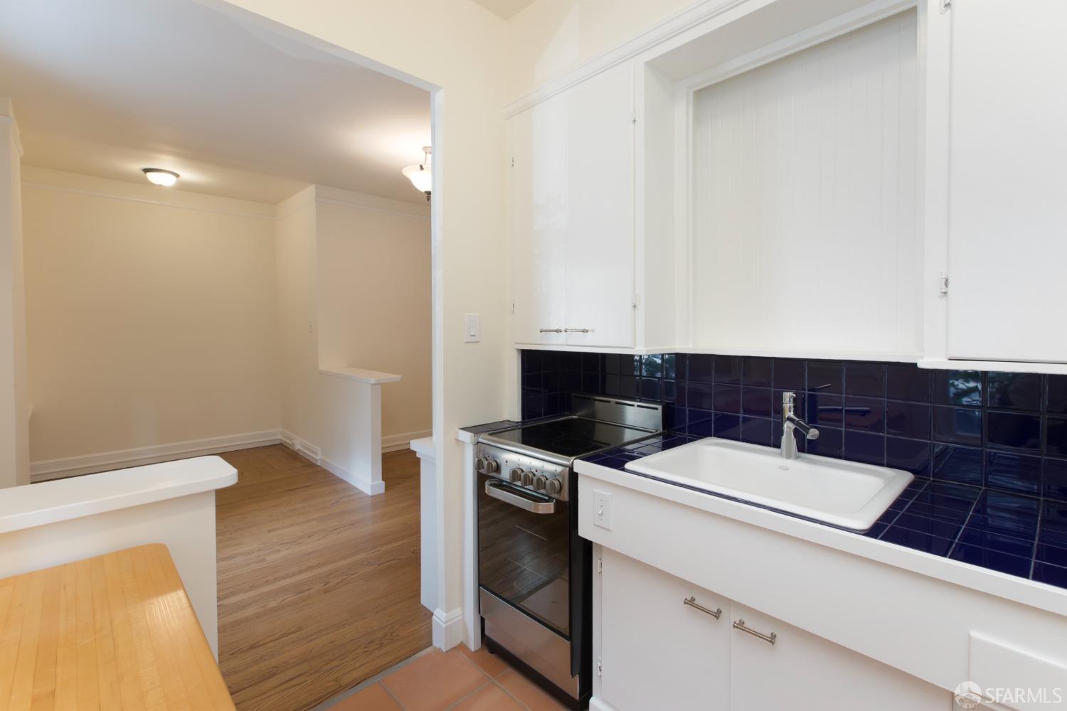 Detail Gallery Image 8 of 17 For 1250 Jones St #102,  San Francisco,  CA 94109 - 0 Beds | 1 Baths