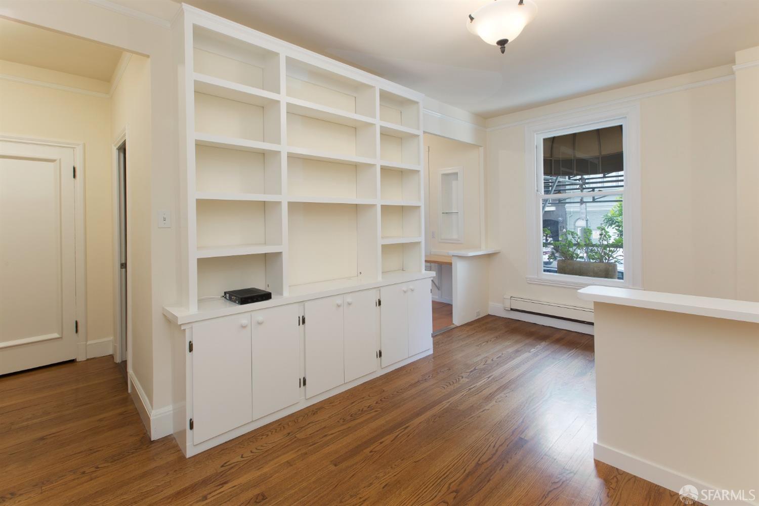 Detail Gallery Image 1 of 17 For 1250 Jones St #102,  San Francisco,  CA 94109 - 0 Beds | 1 Baths