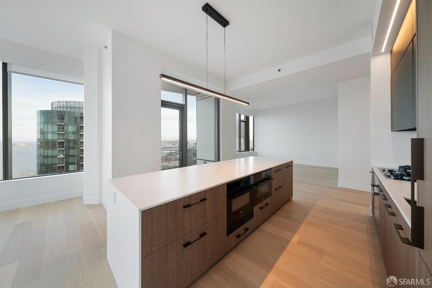 Detail Gallery Image 13 of 57 For 280 Spear St 38c,  San Francisco,  CA 94105 - 3 Beds | 2/1 Baths