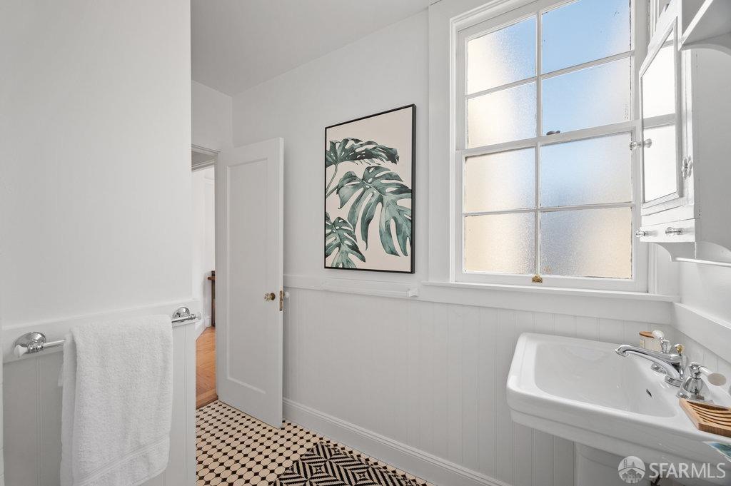 Detail Gallery Image 20 of 42 For 401 Huron Ave, San Francisco,  CA 94112 - 2 Beds | 2 Baths