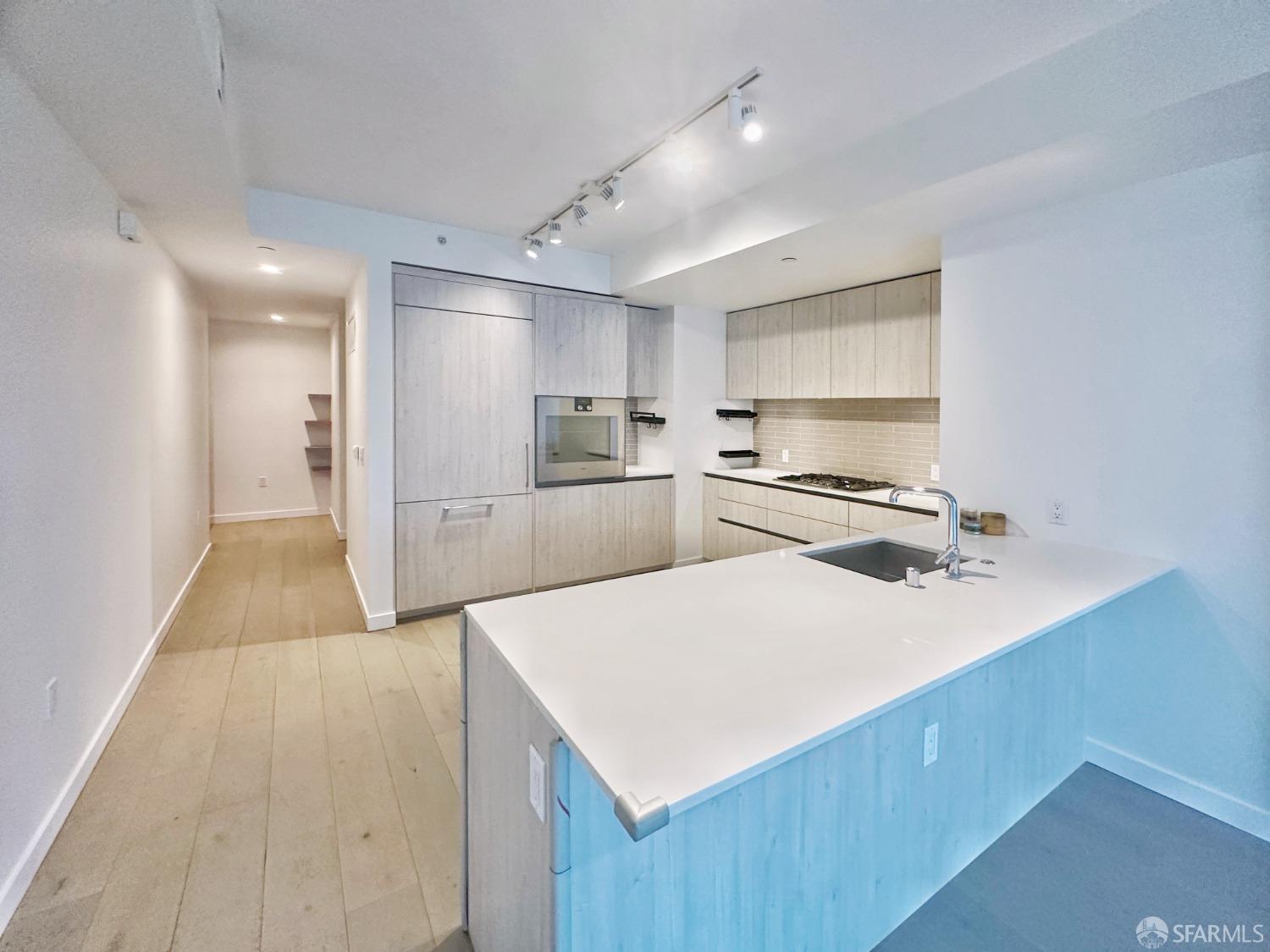 Detail Gallery Image 17 of 45 For 1000 3rd St #302,  San Francisco,  CA 94158 - 2 Beds | 2 Baths