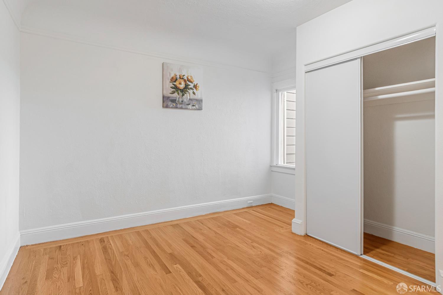 Detail Gallery Image 6 of 15 For 274 Lowell St, San Francisco,  CA 94112 - 4 Beds | 2 Baths