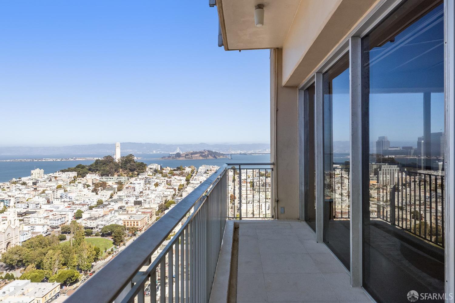 Detail Gallery Image 8 of 64 For 1750 Taylor St #1401,  San Francisco,  CA 94133 - 2 Beds | 2/1 Baths