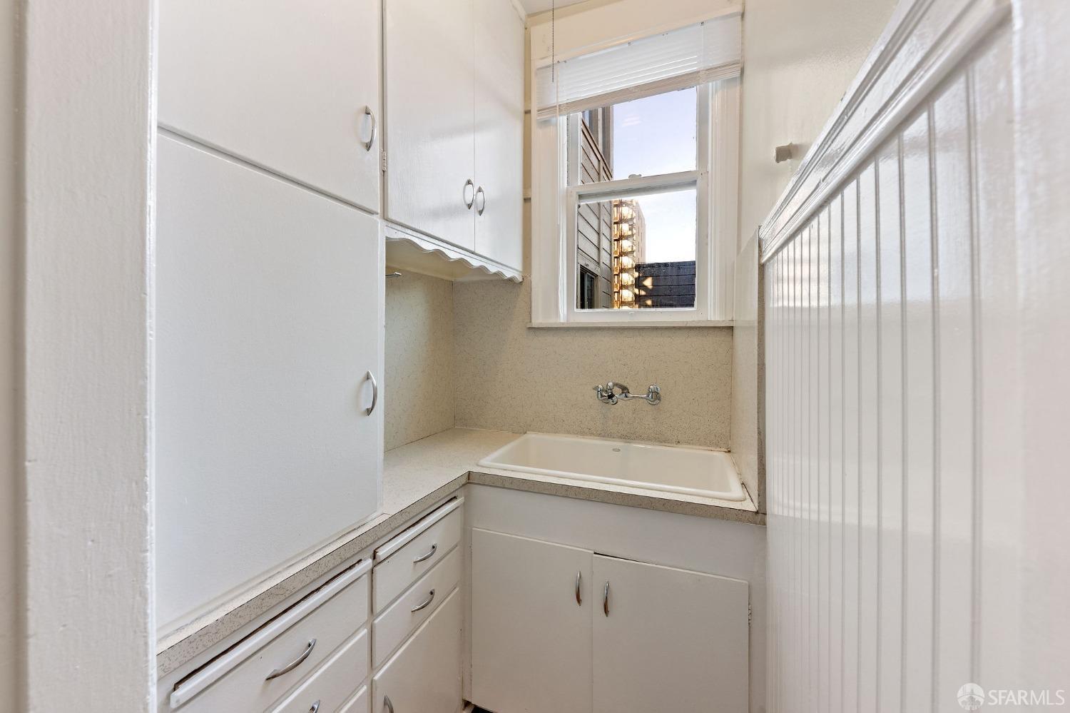 Detail Gallery Image 31 of 79 For 58 Valparaiso St, San Francisco,  CA 94133 - 2 Beds | 1 Baths