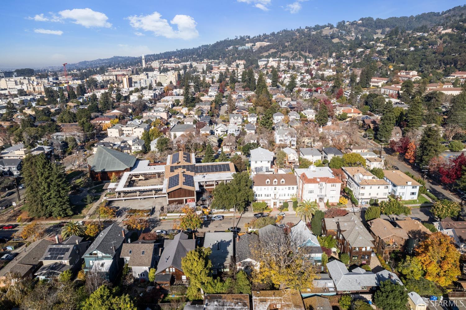 Detail Gallery Image 38 of 40 For 2724 Garber St a,  Berkeley,  CA 94705 - 2 Beds | 1 Baths