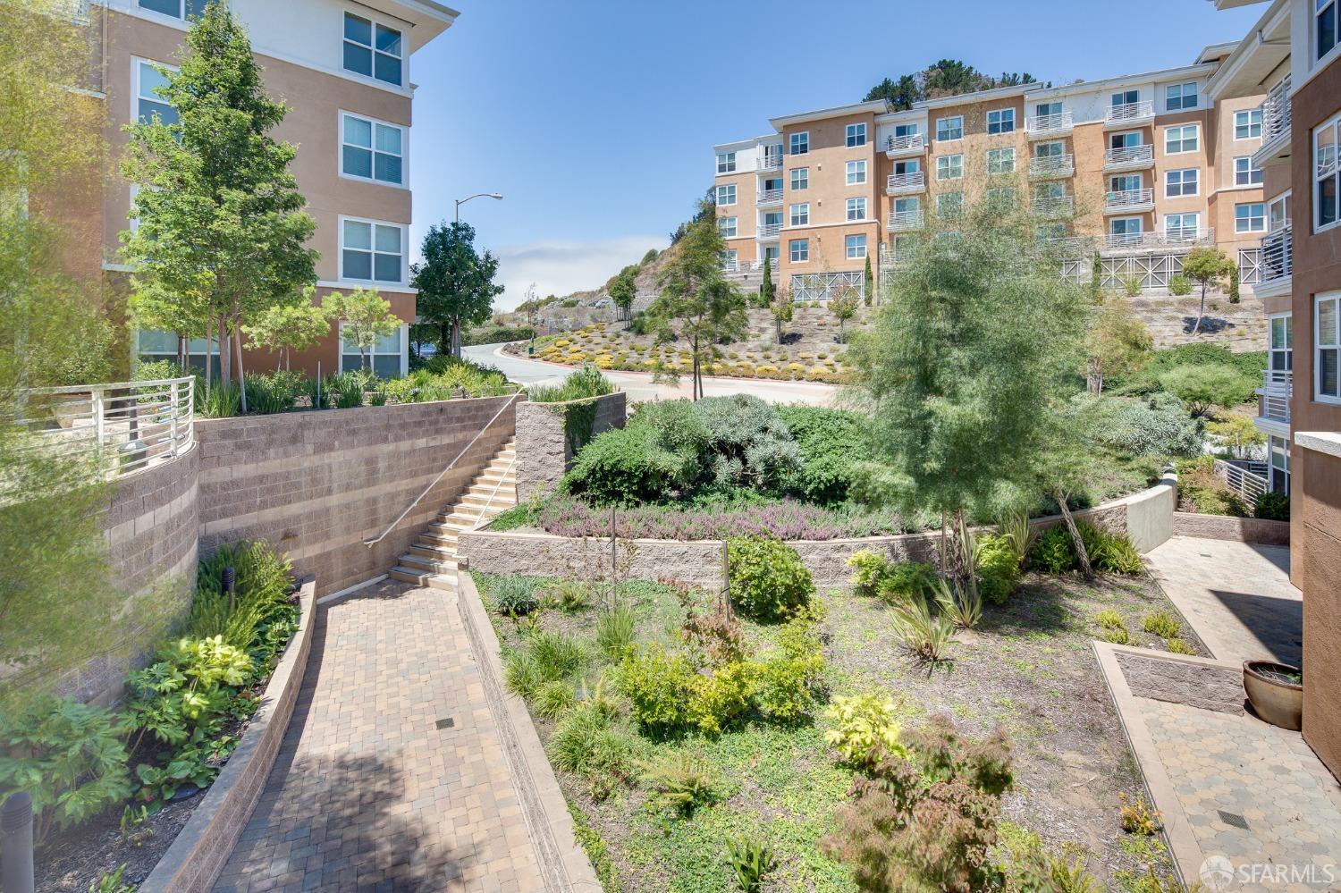 Detail Gallery Image 43 of 43 For 301 Crescent Ct #3303,  San Francisco,  CA 94134 - 2 Beds | 2 Baths