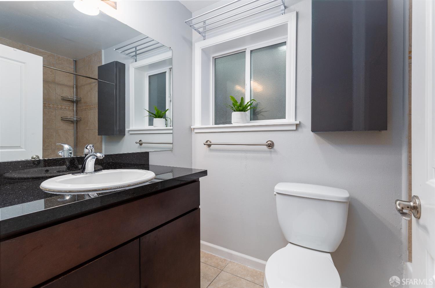 Detail Gallery Image 12 of 15 For 646 Corbett Ave #505,  San Francisco,  CA 94114 - 1 Beds | 1 Baths