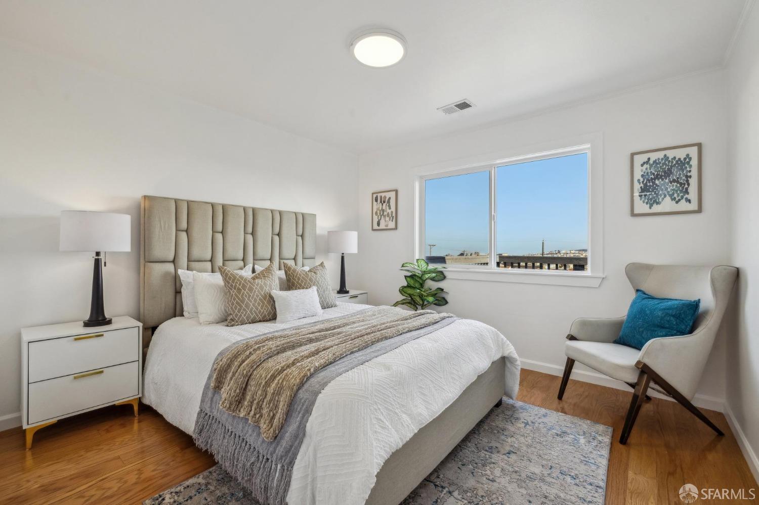 Detail Gallery Image 12 of 43 For 145 Colby St, San Francisco,  CA 94134 - 3 Beds | 2 Baths