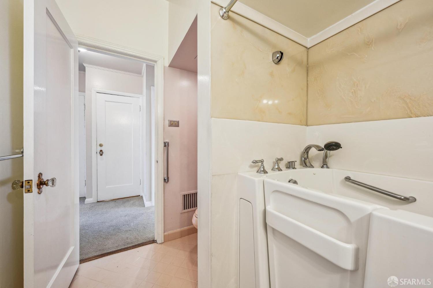 Detail Gallery Image 18 of 32 For 230 Ralston St, San Francisco,  CA 94132 - 3 Beds | 2 Baths