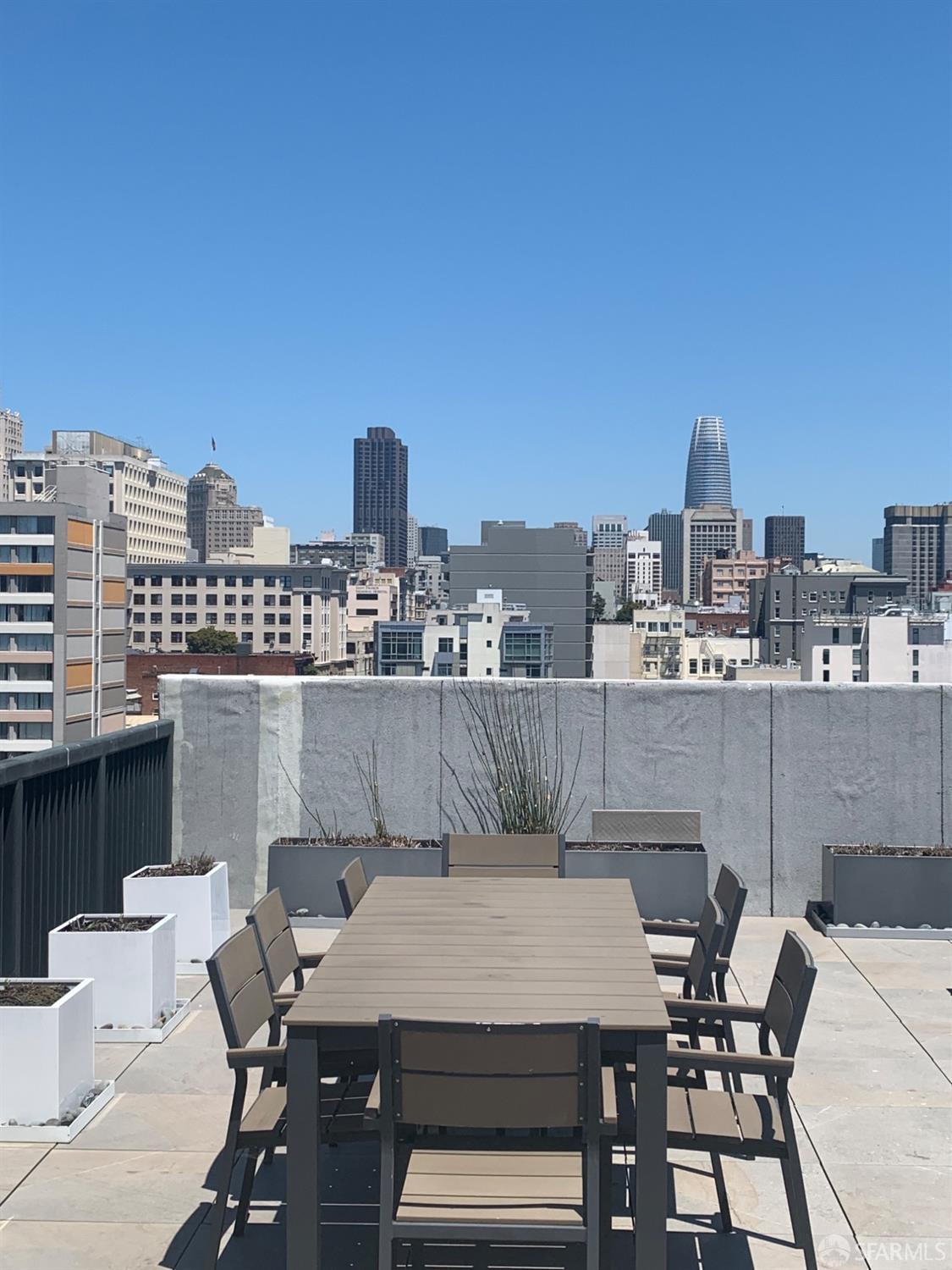 Detail Gallery Image 14 of 19 For 1433 Bush St #203,  San Francisco,  CA 94109 - 1 Beds | 1 Baths