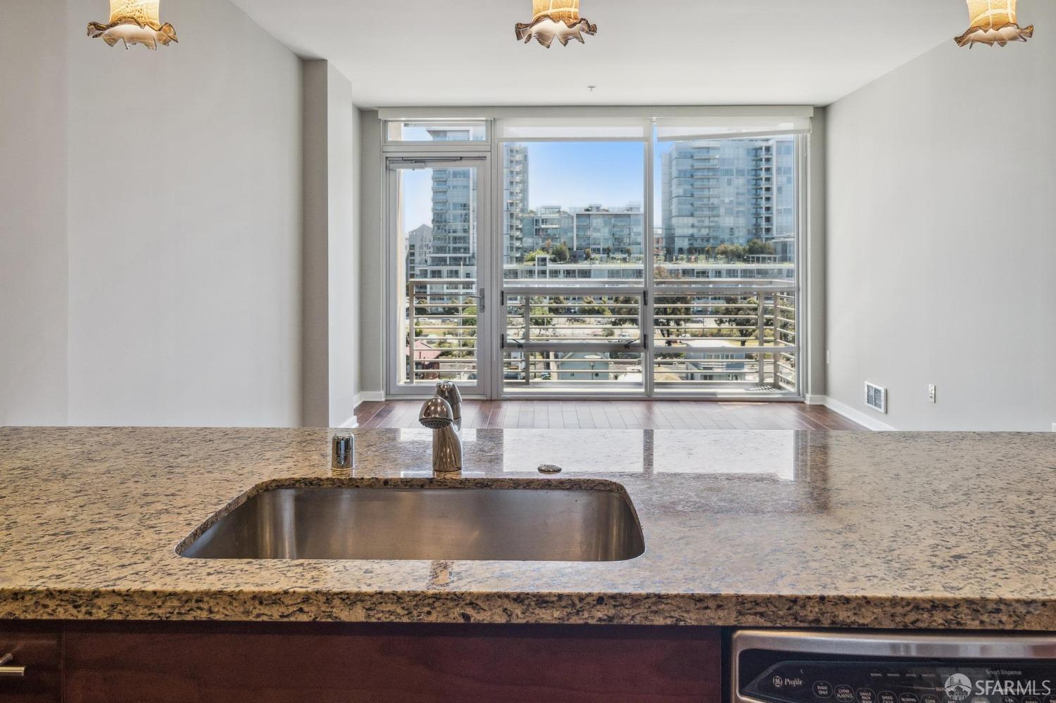 Detail Gallery Image 6 of 30 For 325 Berry St #517,  San Francisco,  CA 94158 - 1 Beds | 1 Baths