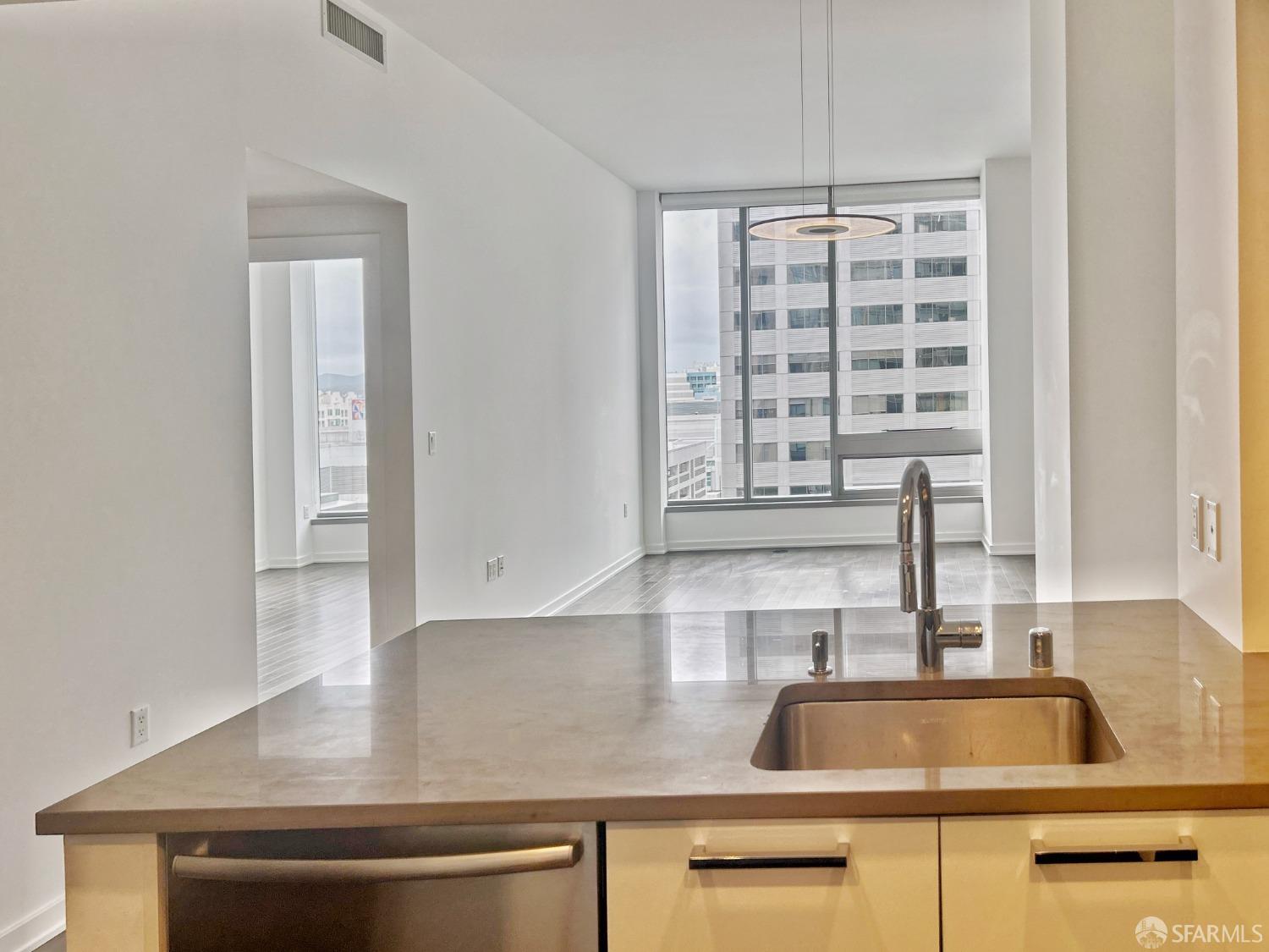 Detail Gallery Image 6 of 33 For 1 Hawthorne St 8e,  San Francisco,  CA 94105 - 1 Beds | 1 Baths