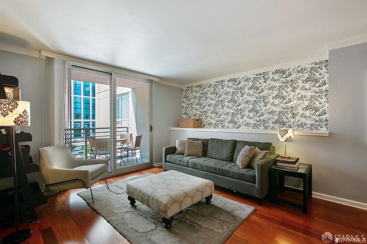 Detail Gallery Image 1 of 23 For 400 Beale St #1008,  San Francisco,  CA 94105 - 1 Beds | 1 Baths