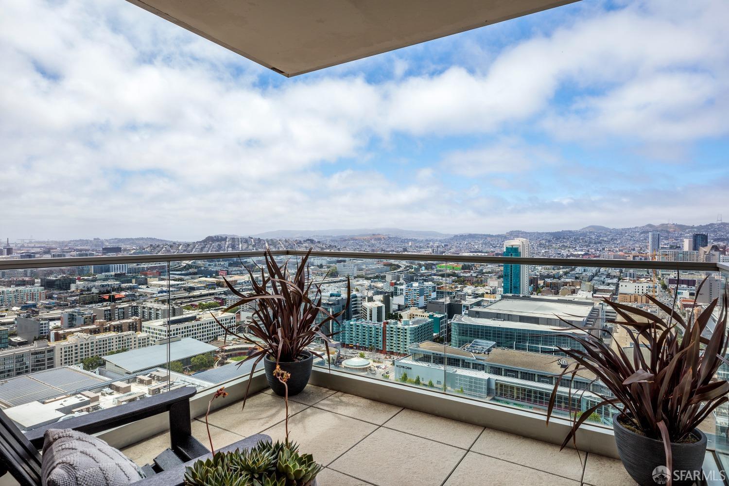 Detail Gallery Image 7 of 28 For 188 Minna St 36dl,  San Francisco,  CA 94105 - 2 Beds | 2/1 Baths