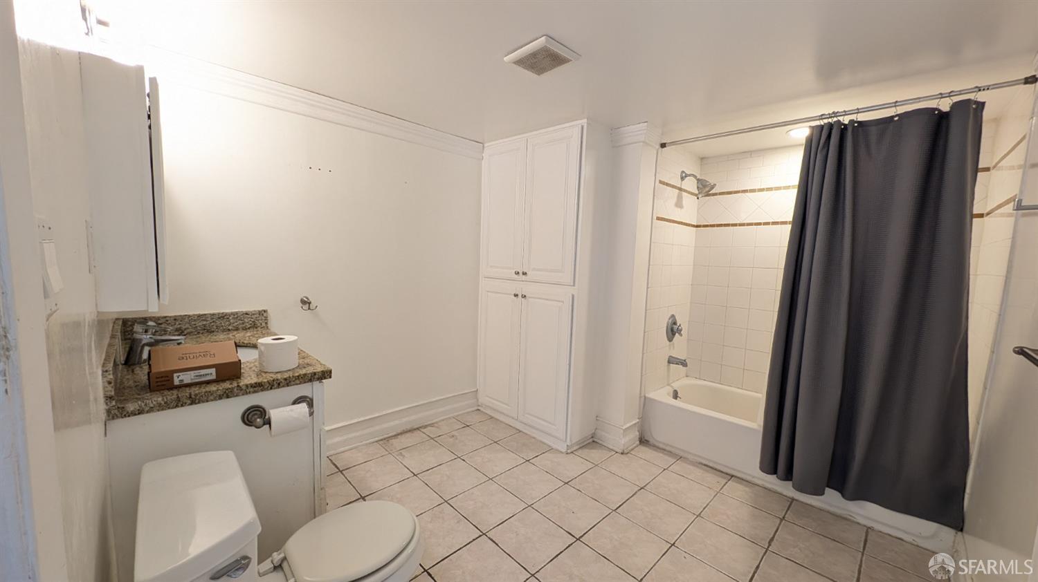 Detail Gallery Image 13 of 17 For 4715 Congress Ave, Oakland,  CA 94601 - 2 Beds | 1 Baths