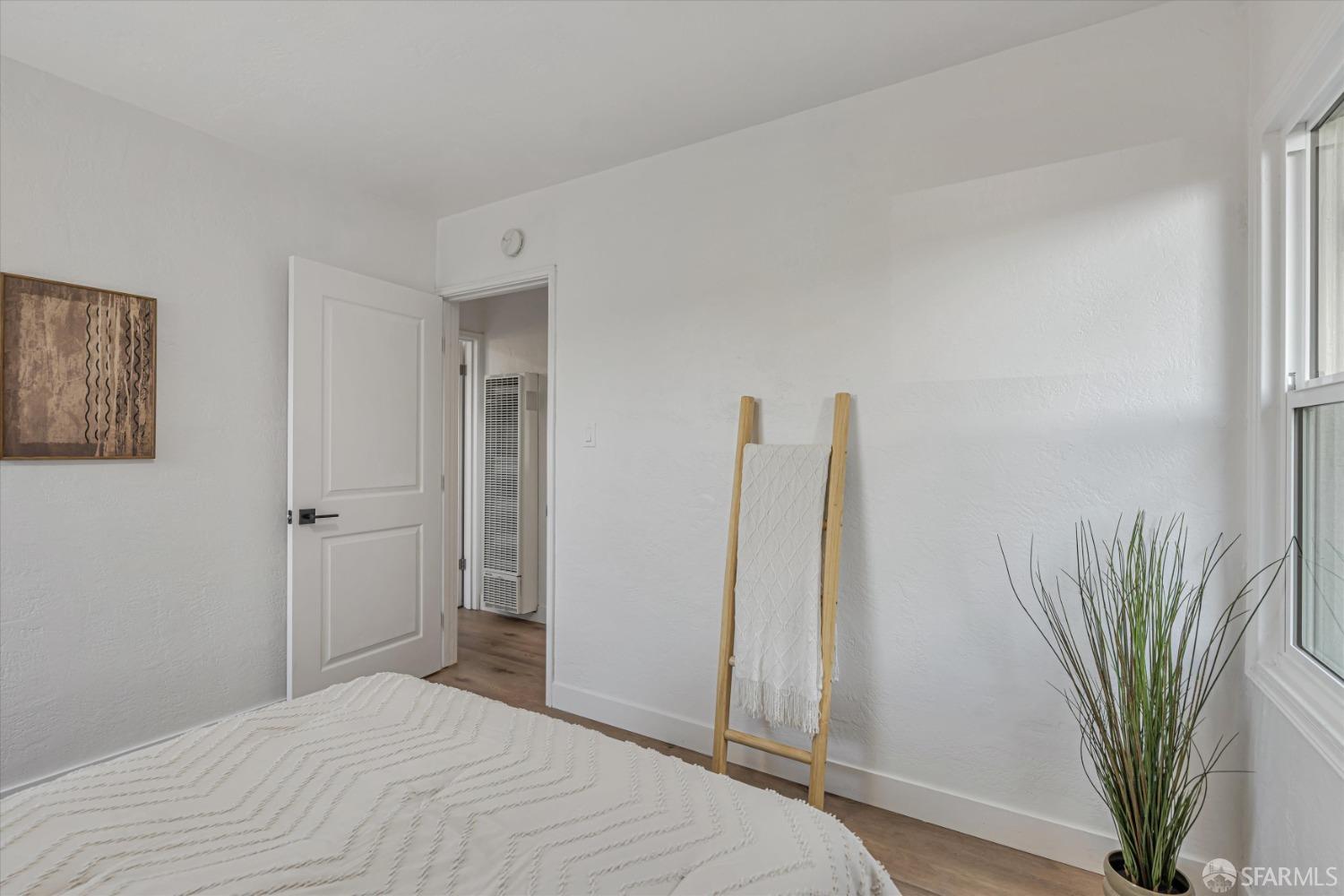 Detail Gallery Image 19 of 29 For 877 7th St, Richmond,  CA 94801 - 3 Beds | 1 Baths