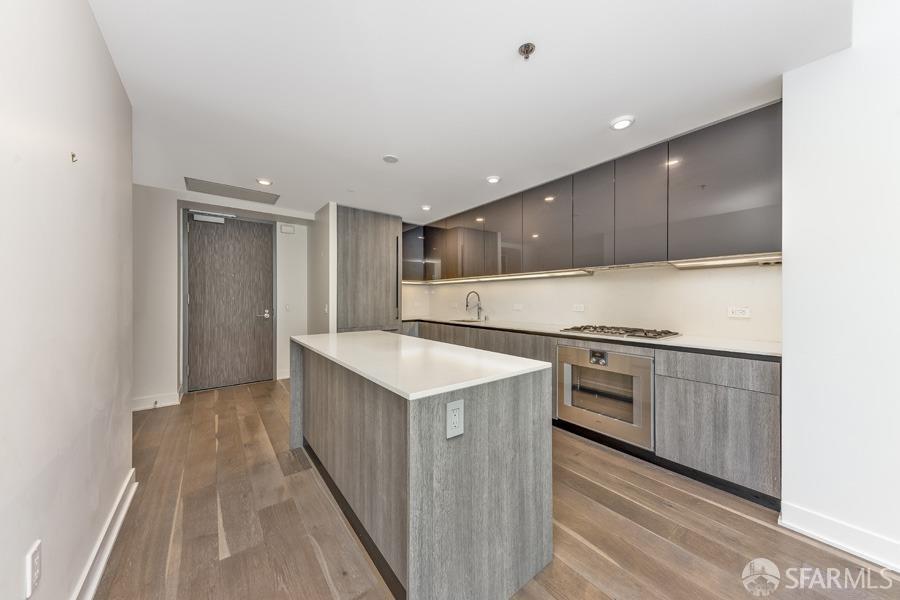 Detail Gallery Image 1 of 1 For 338 Main St 7b,  San Francisco,  CA 94105 - 2 Beds | 2 Baths