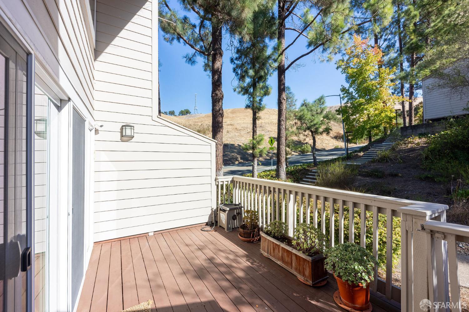 Detail Gallery Image 39 of 41 For 431 Woodminster Dr, Moraga,  CA 94556 - 3 Beds | 2/1 Baths