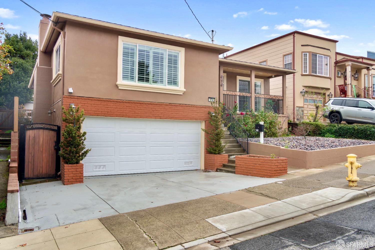 Detail Gallery Image 1 of 1 For 474 Oak Ave, San Bruno,  CA 94066 - 4 Beds | 3 Baths