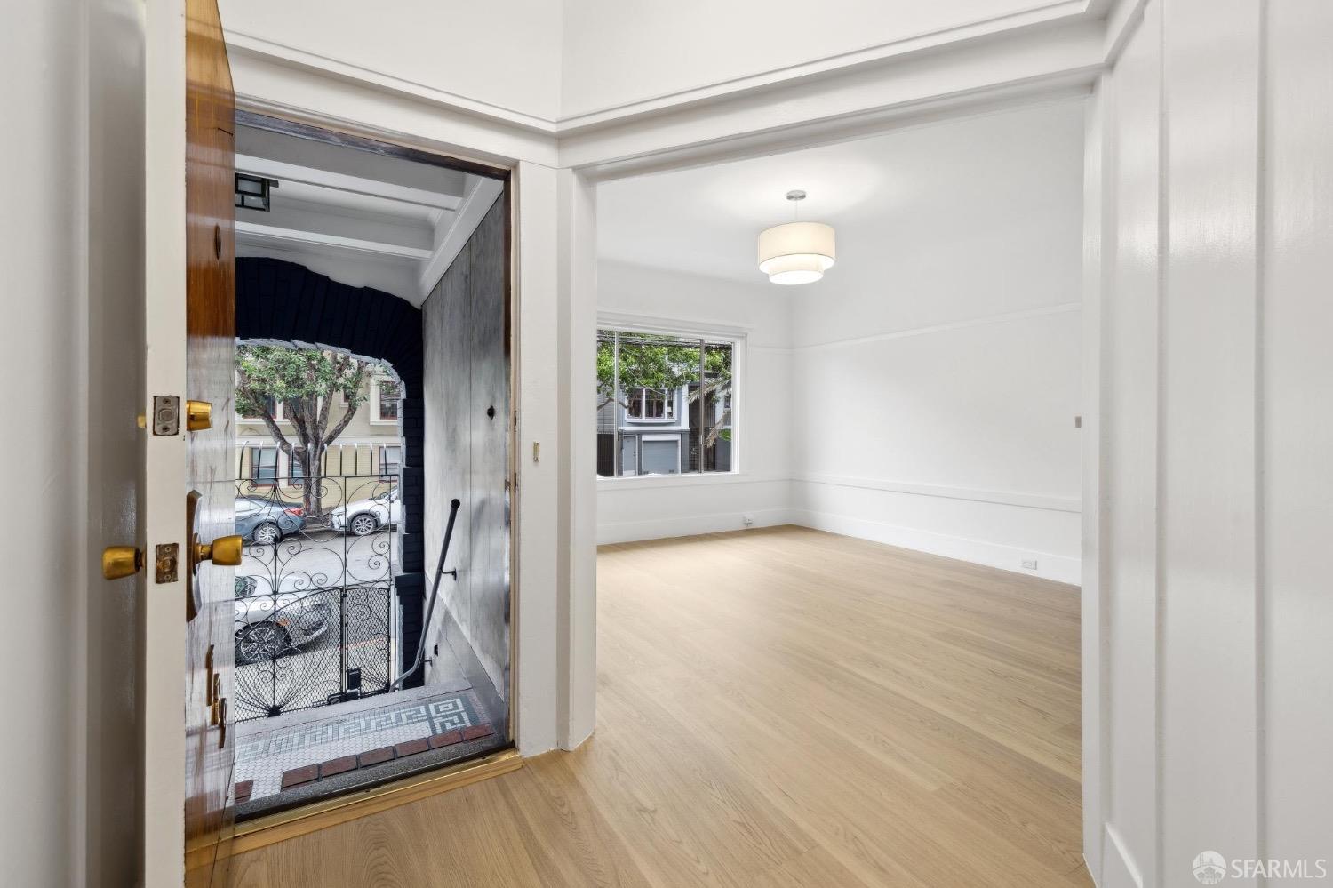 Detail Gallery Image 2 of 48 For 789 Page St, San Francisco,  CA 94117 - – Beds | – Baths