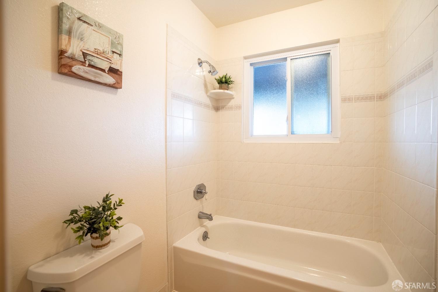 Detail Gallery Image 38 of 60 For 4301 Hillview Dr, Pittsburg,  CA 94565 - 3 Beds | 2 Baths