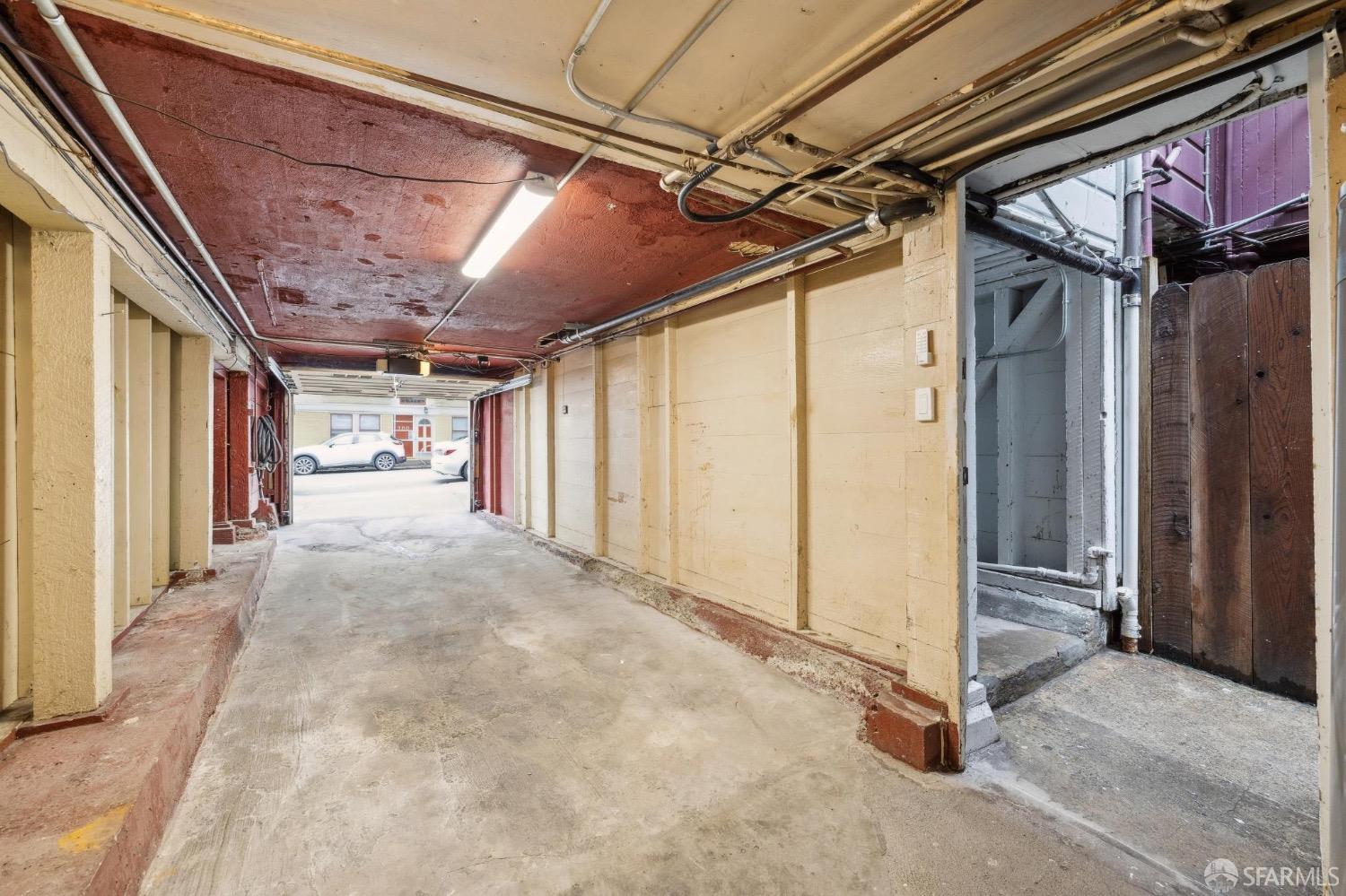 Detail Gallery Image 33 of 48 For 789 Page St, San Francisco,  CA 94117 - – Beds | – Baths