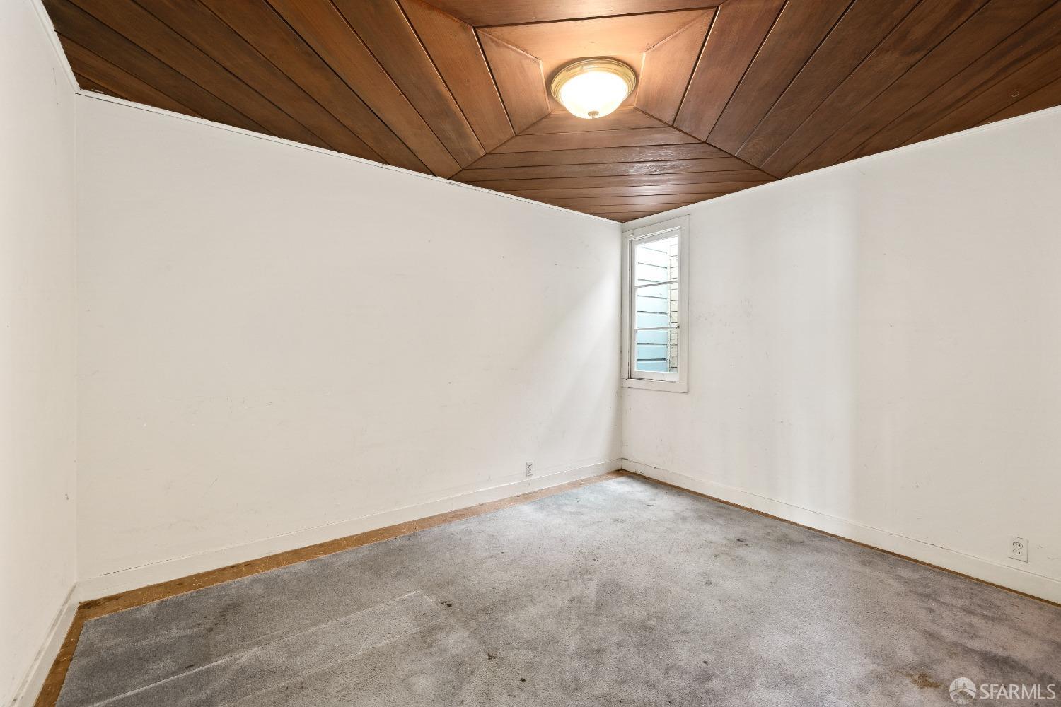 Detail Gallery Image 6 of 14 For 57 Cayuga Ave, San Francisco,  CA 94112 - 2 Beds | 1 Baths