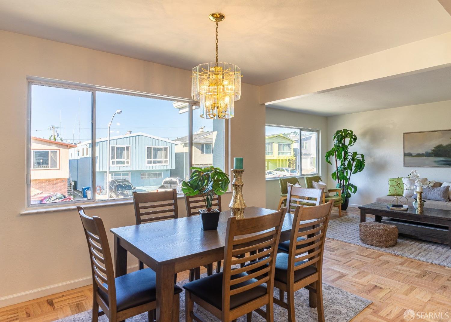 Detail Gallery Image 6 of 21 For 271 Del Prado Dr, Daly City,  CA 94015 - 3 Beds | 2 Baths