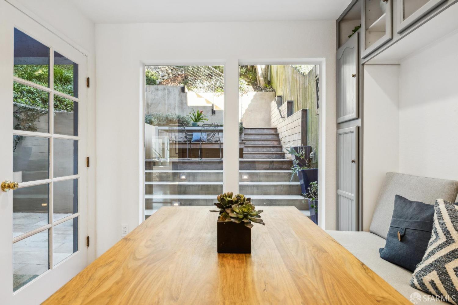 Detail Gallery Image 20 of 64 For 36 Sussex St, San Francisco,  CA 94131 - 3 Beds | 2/1 Baths