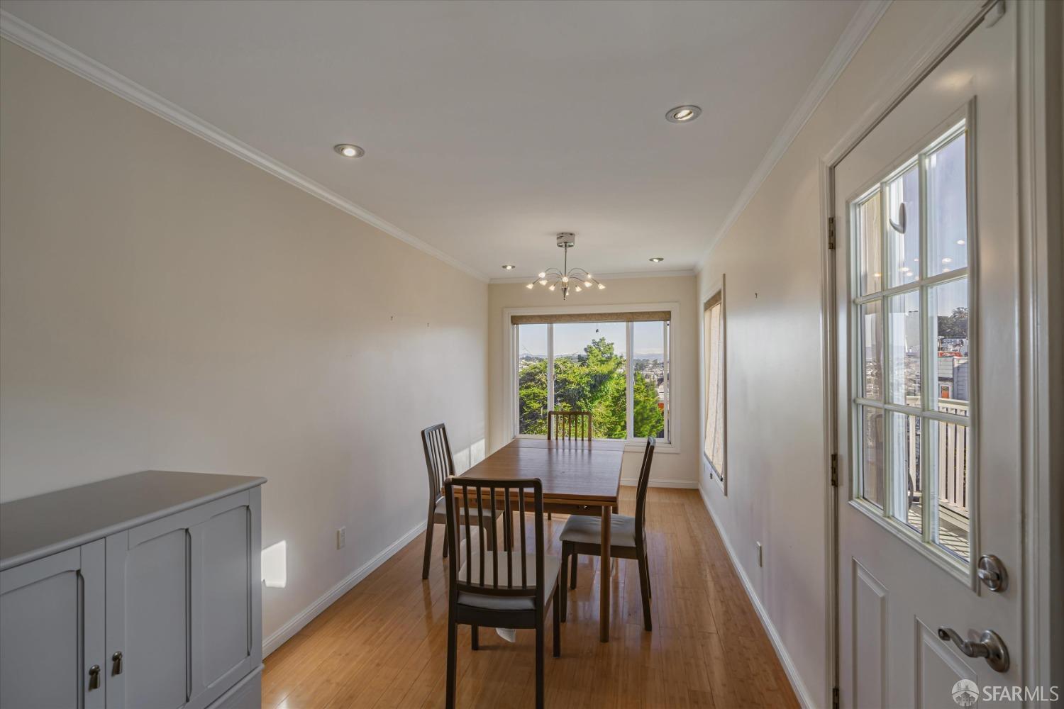 Detail Gallery Image 12 of 35 For 351 Wellington Ave, Daly City,  CA 94014 - 3 Beds | 1/1 Baths