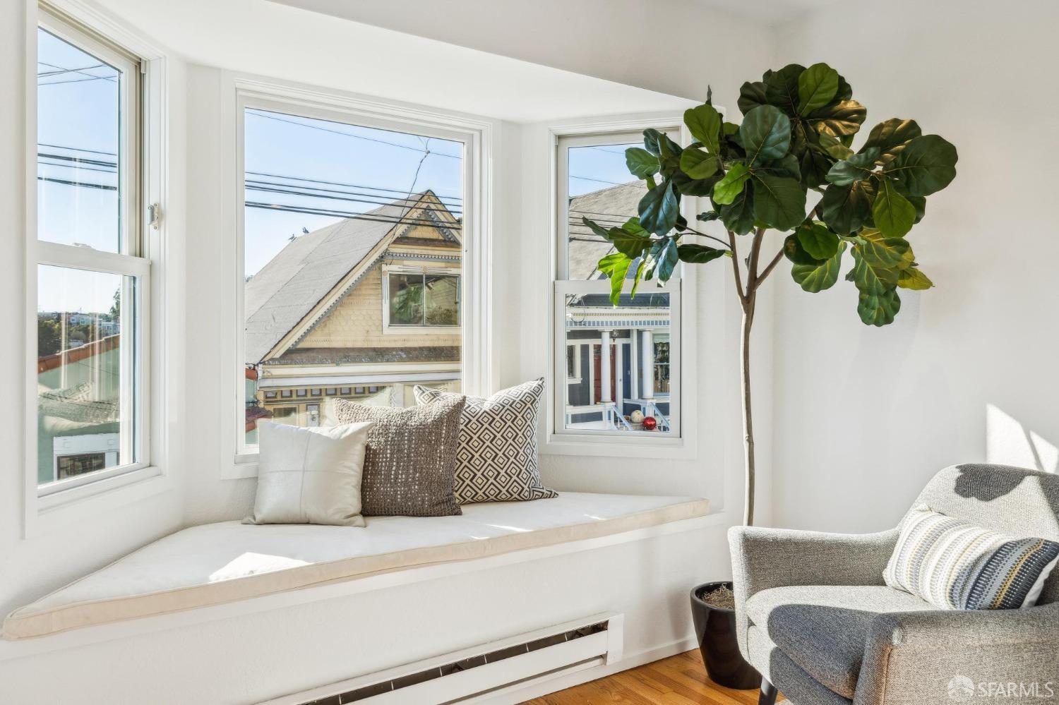 Detail Gallery Image 9 of 64 For 36 Sussex St, San Francisco,  CA 94131 - 3 Beds | 2/1 Baths