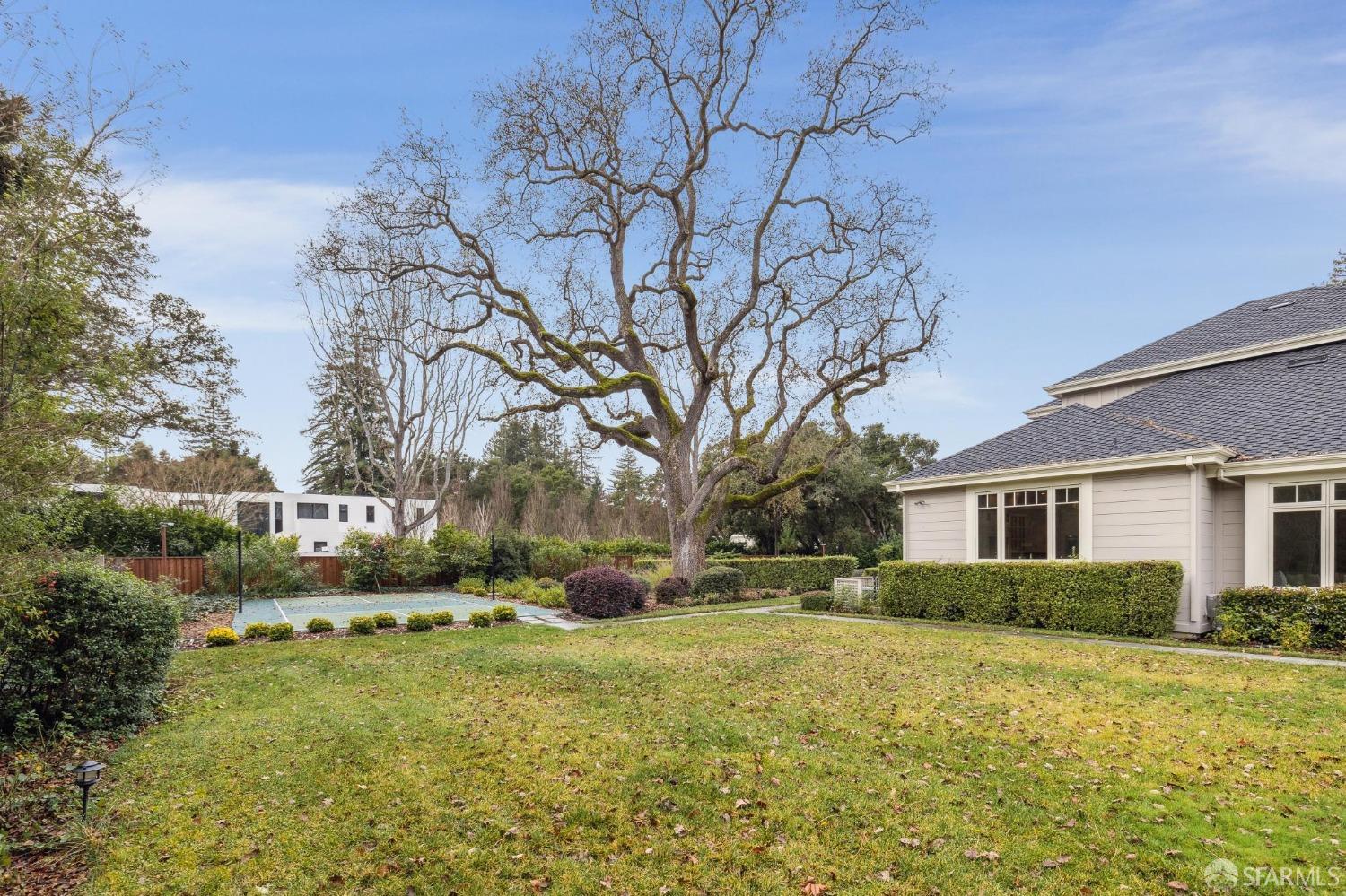 Detail Gallery Image 32 of 65 For 147 Stockbridge Ave, Atherton,  CA 94027 - 6 Beds | 7 Baths