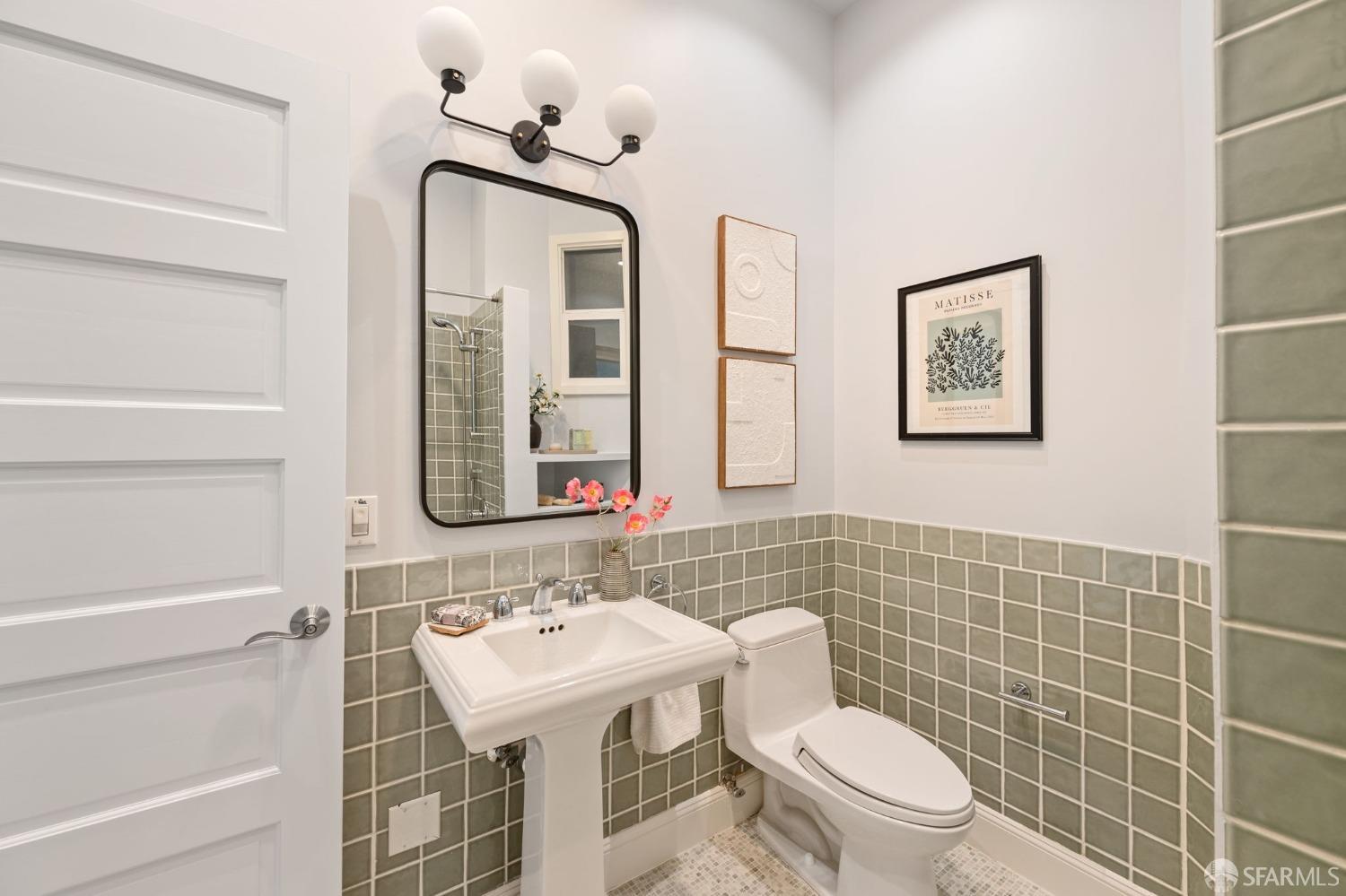 Detail Gallery Image 15 of 23 For 169 Belvedere St, San Francisco,  CA 94117 - 2 Beds | 1/1 Baths