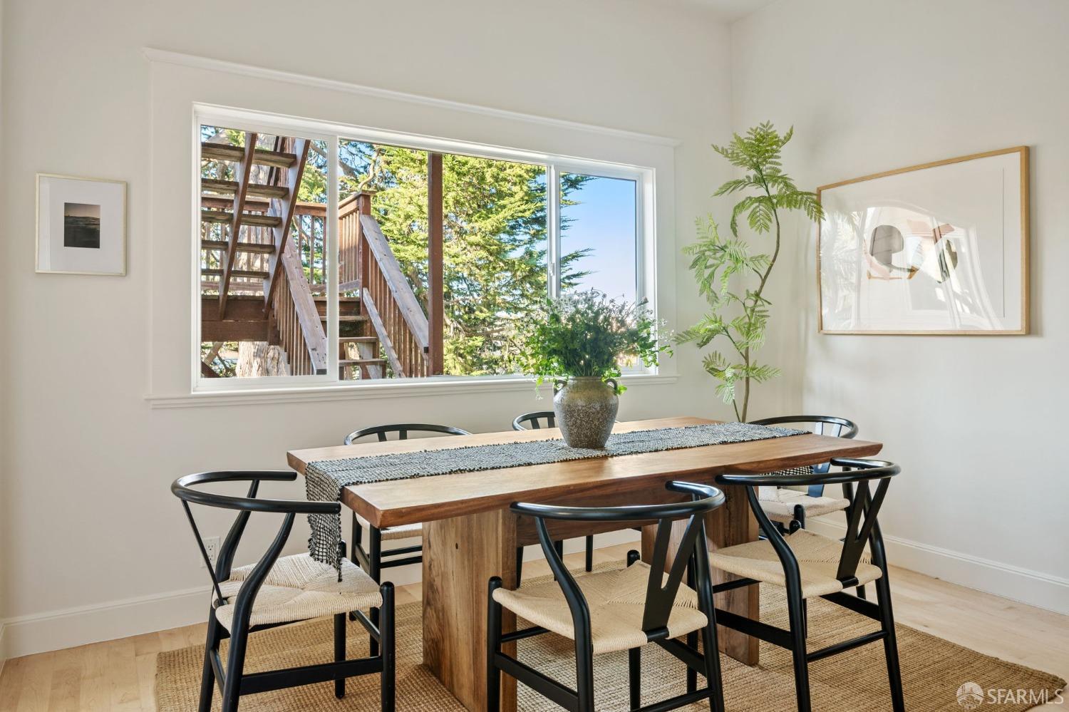 Detail Gallery Image 9 of 23 For 169 Belvedere St, San Francisco,  CA 94117 - 2 Beds | 1/1 Baths