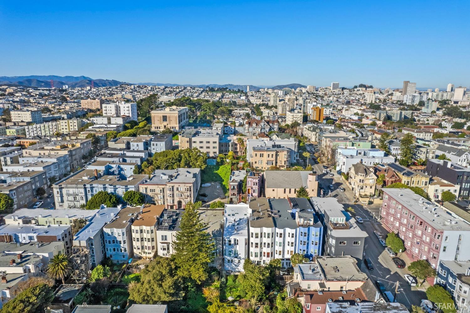 Detail Gallery Image 33 of 36 For 831 Oak St, San Francisco,  CA 94117 - 3 Beds | 2 Baths