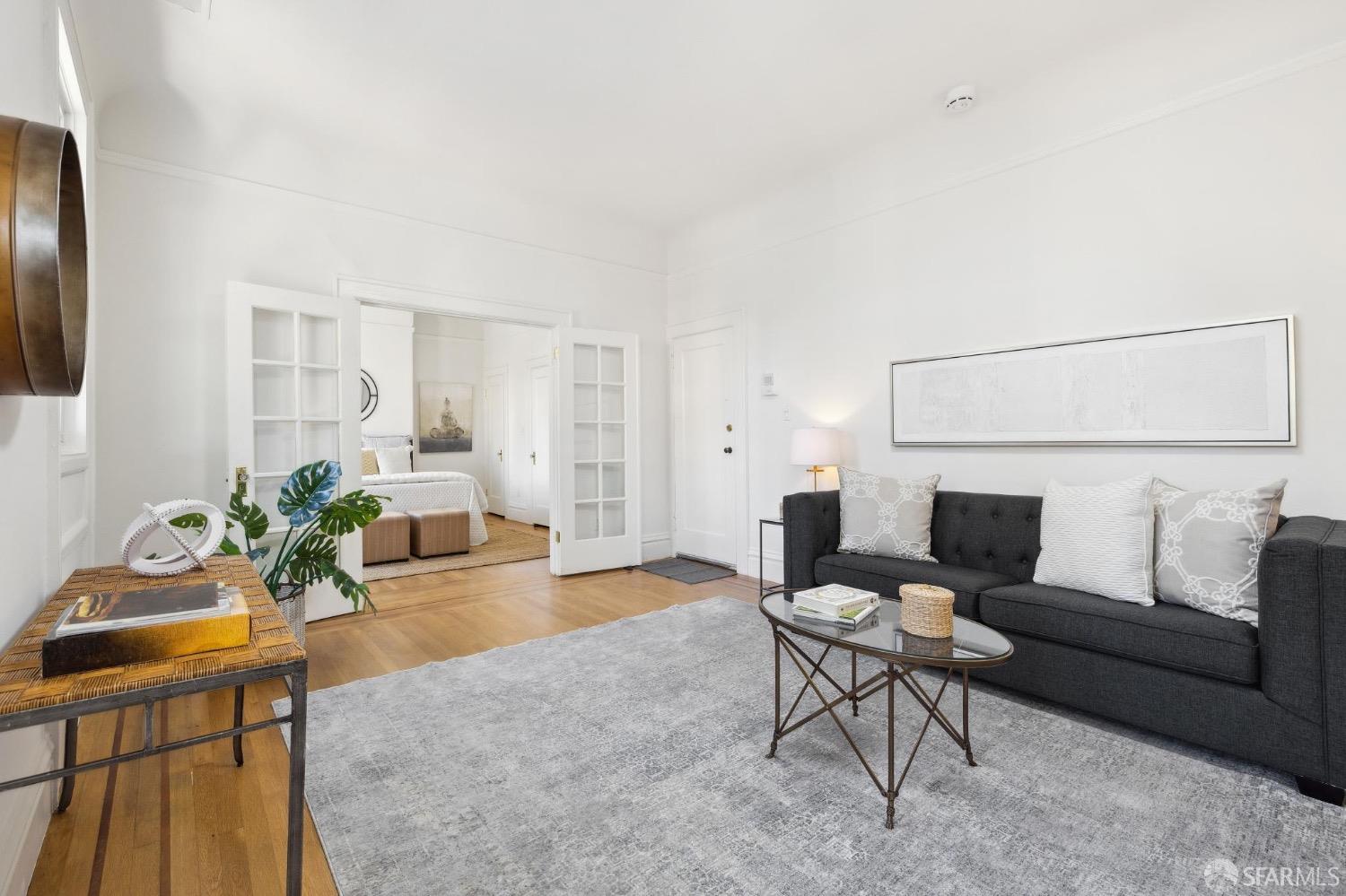 Photo #6: 424077097 Listing 
