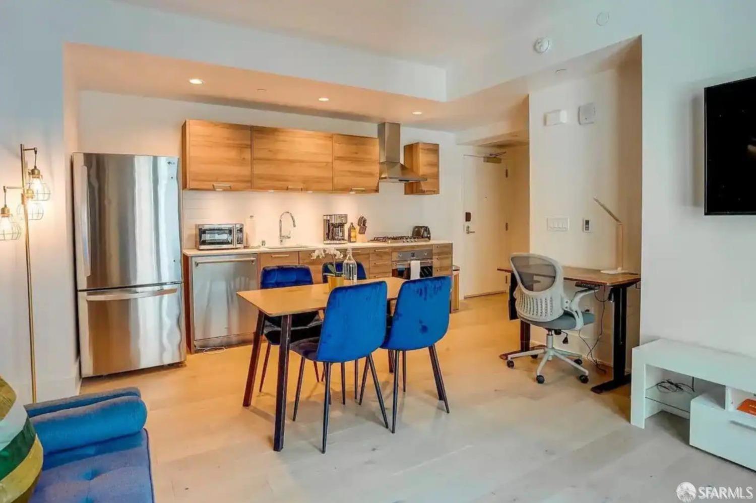 Photo #6: 425004727 Listing 