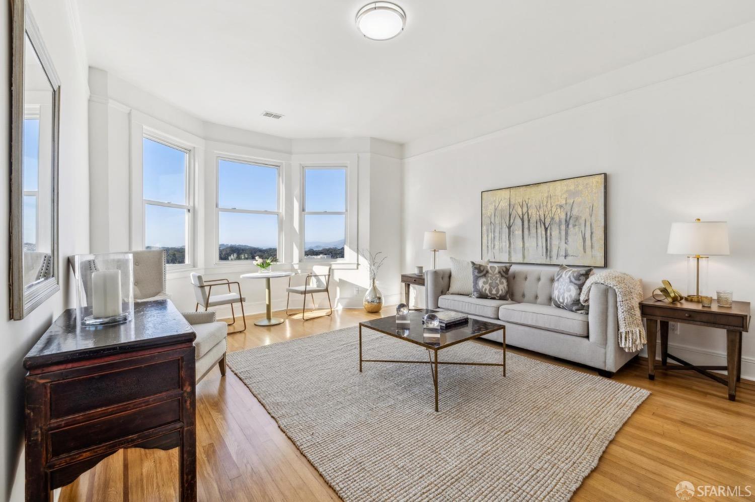 Photo #4: 424073753 Listing 