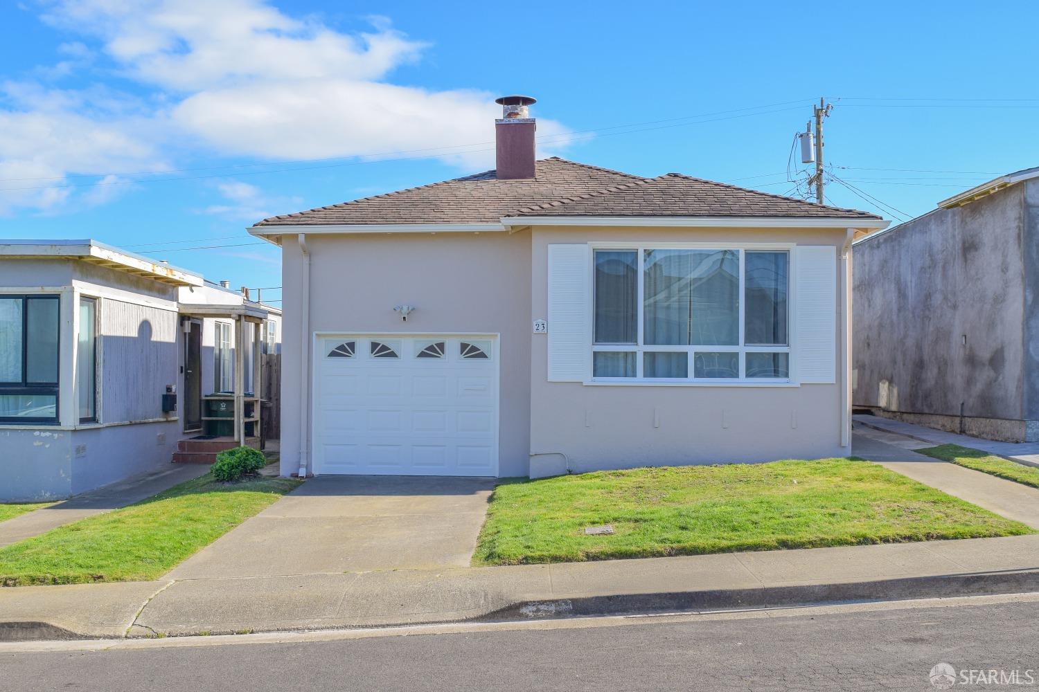 Wavecrest Drive, Daly City, California image 1