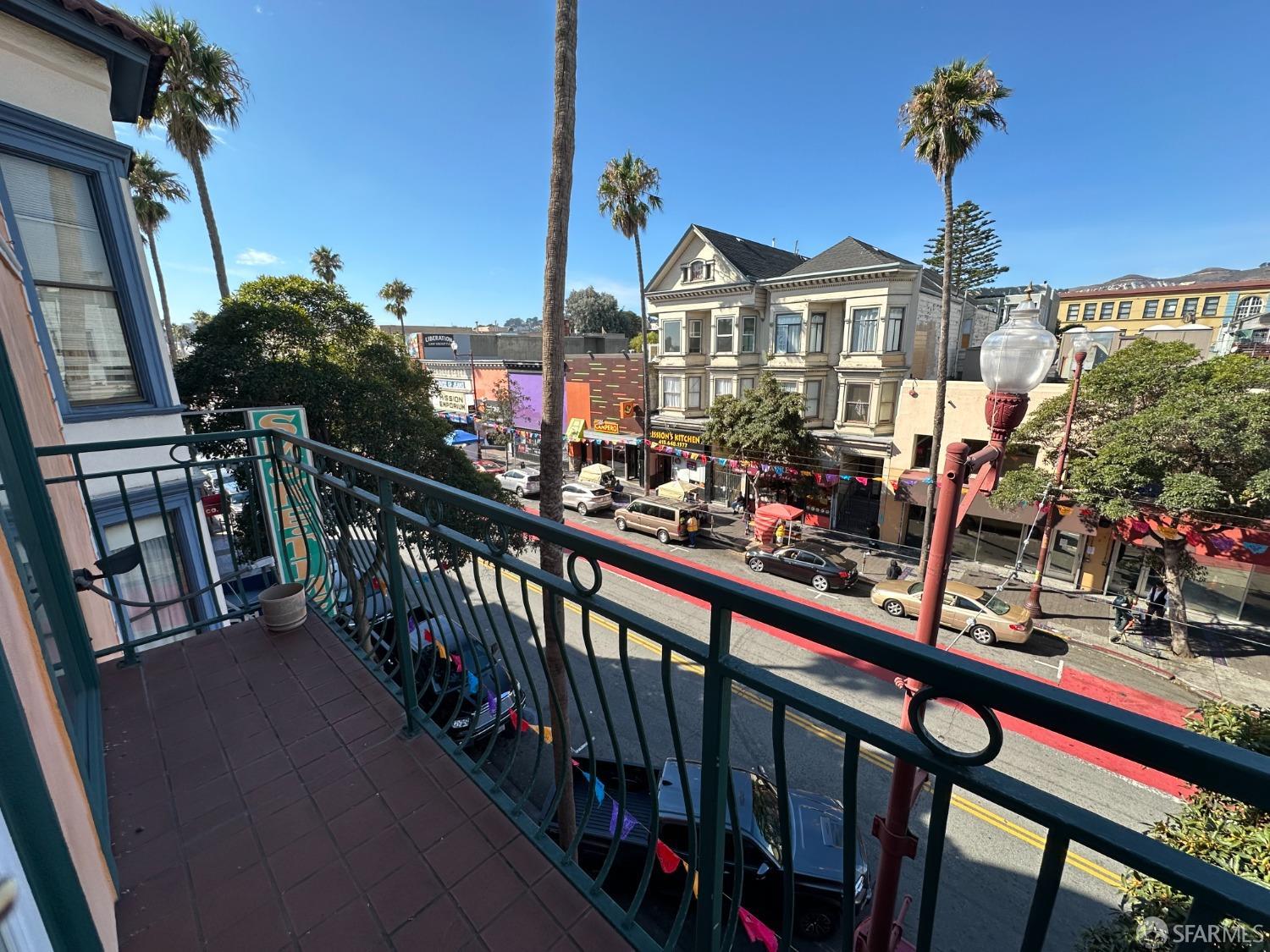 Detail Gallery Image 10 of 12 For 2729 Mission St #203,  San Francisco,  CA 94110 - – Beds | – Baths