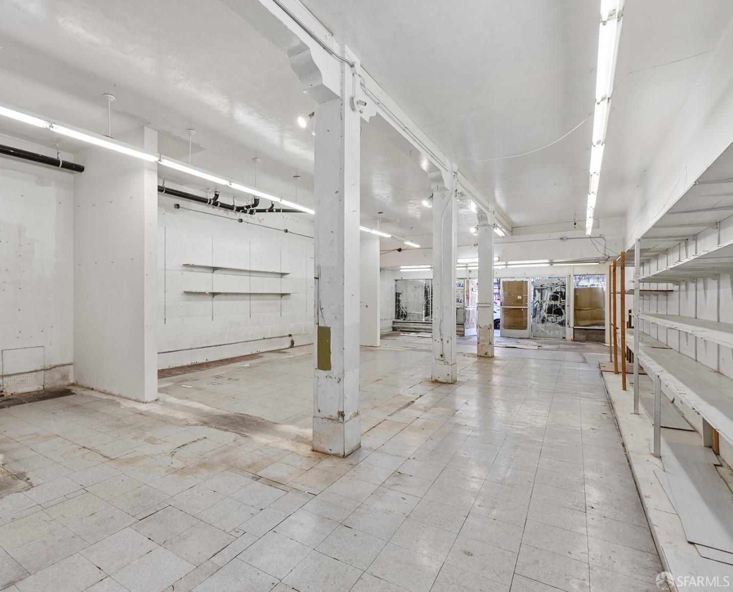 Detail Gallery Image 2 of 7 For 2317 Mission St, San Francisco,  CA 94110 - – Beds | – Baths