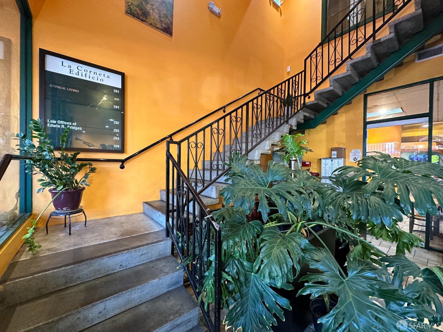 Detail Gallery Image 3 of 12 For 2729 Mission St #203,  San Francisco,  CA 94110 - – Beds | – Baths