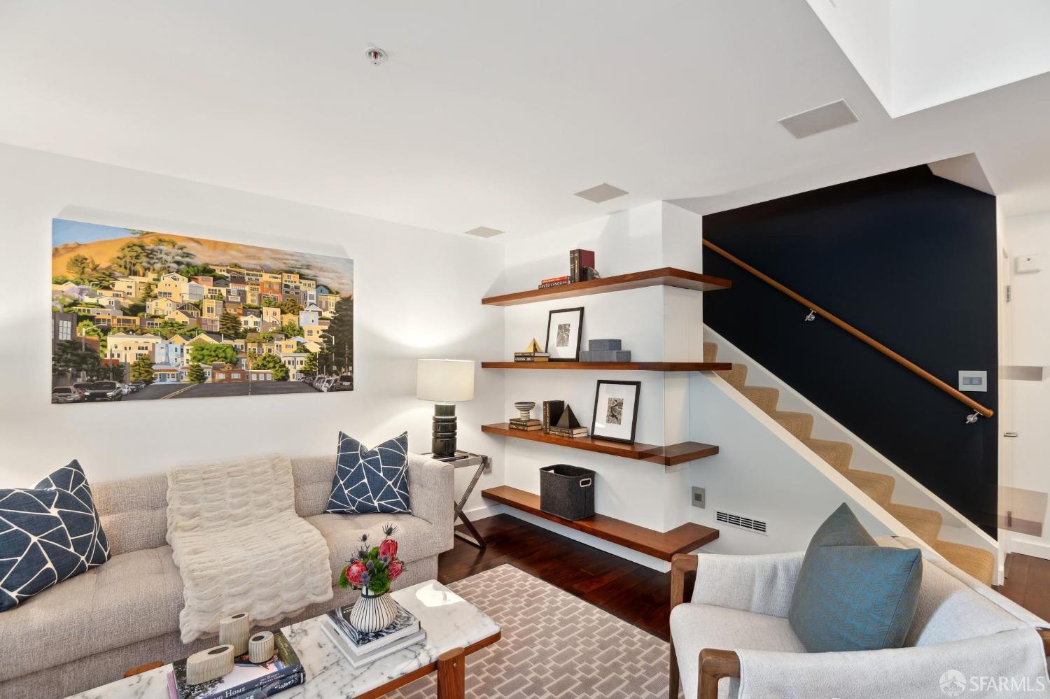 Photo #6: 425007553 Listing 