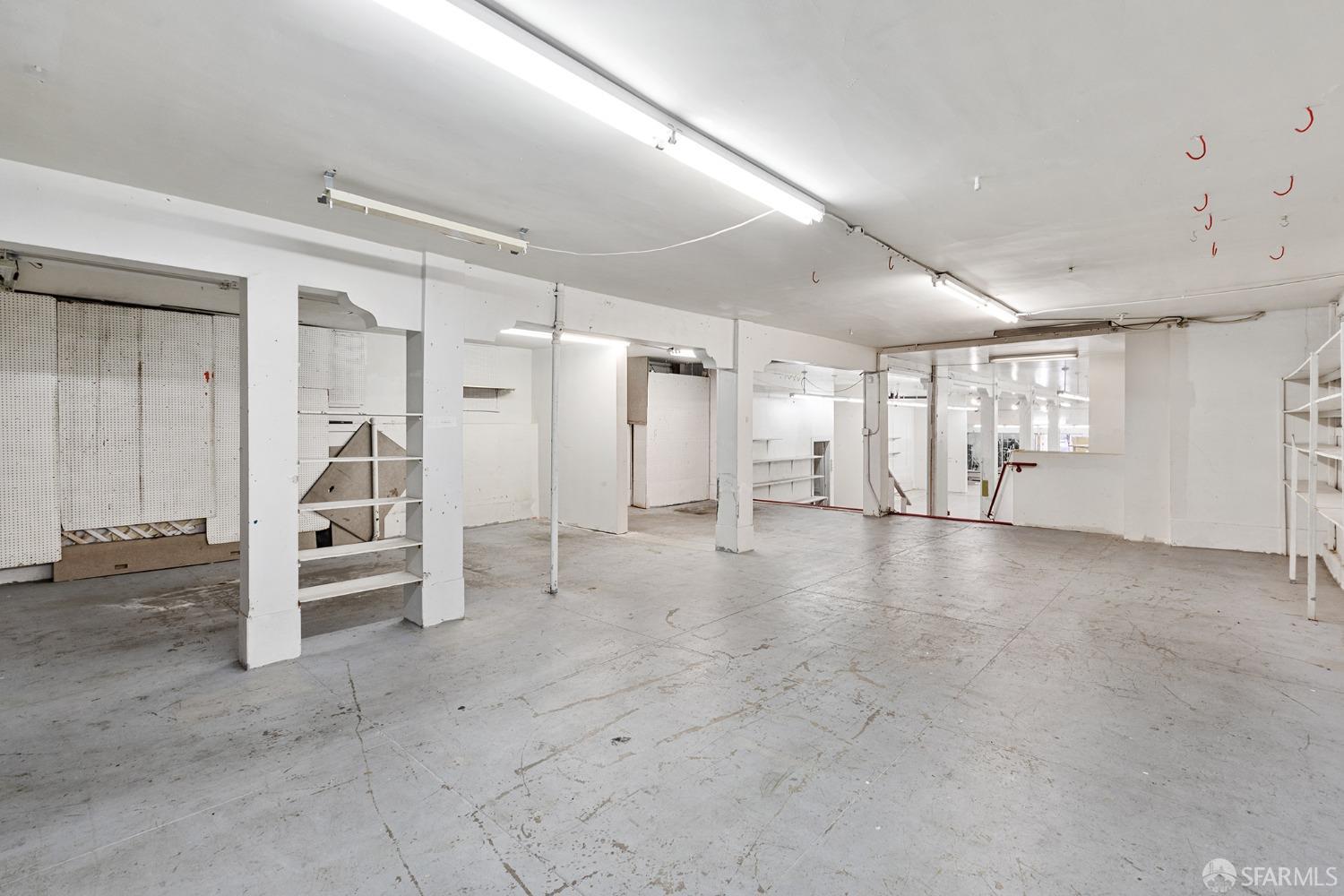 Detail Gallery Image 5 of 7 For 2317 Mission St, San Francisco,  CA 94110 - – Beds | – Baths