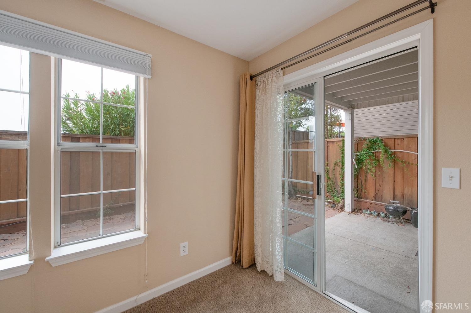 Detail Gallery Image 21 of 54 For 4369 Terrabella Way, Oakland,  CA 94619 - 3 Beds | 2 Baths