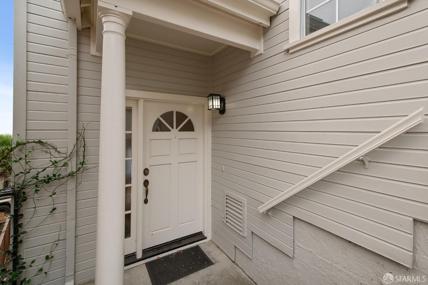 Detail Gallery Image 47 of 54 For 4369 Terrabella Way, Oakland,  CA 94619 - 3 Beds | 2 Baths