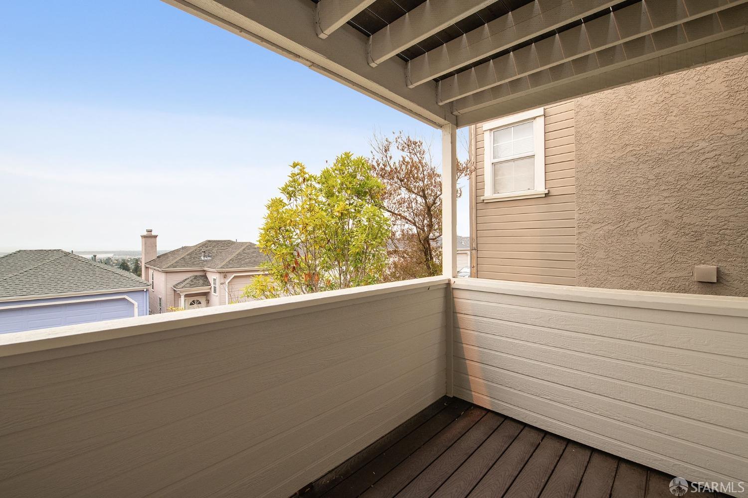 Detail Gallery Image 22 of 54 For 4369 Terrabella Way, Oakland,  CA 94619 - 3 Beds | 2 Baths
