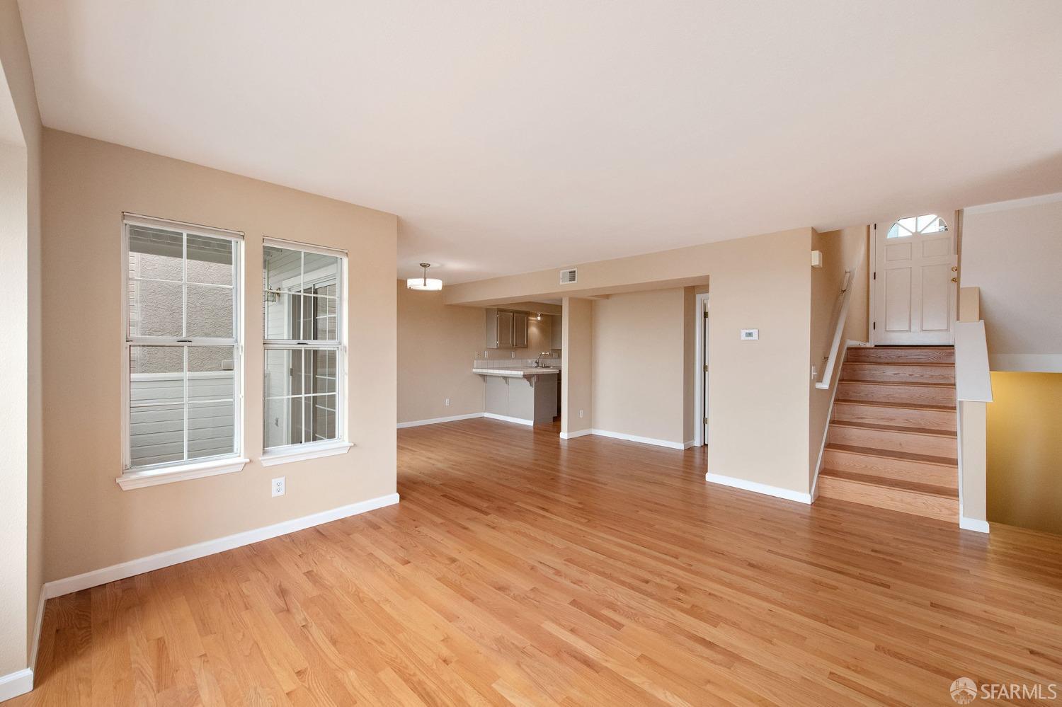 Detail Gallery Image 31 of 54 For 4369 Terrabella Way, Oakland,  CA 94619 - 3 Beds | 2 Baths